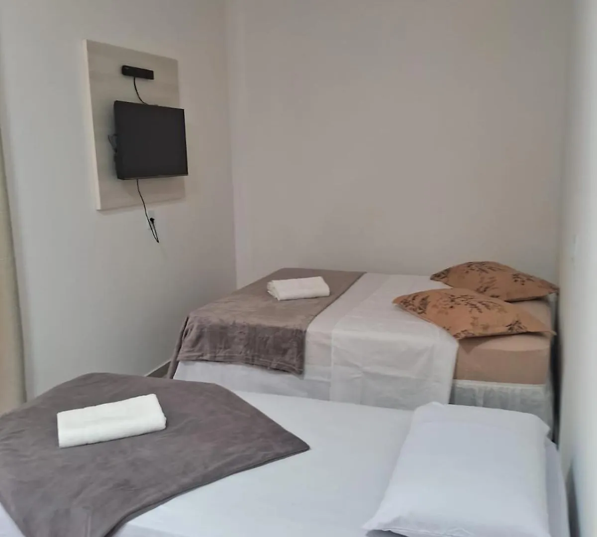 Pousada Casa Da Amizade 페냐 여관